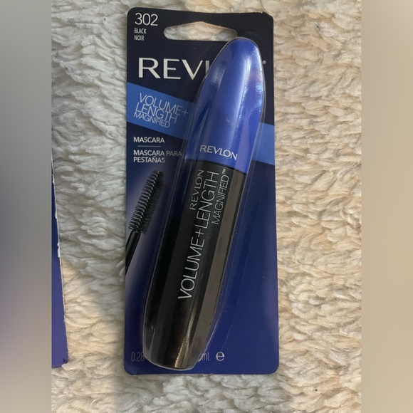Rimmel Wonder'Luxe Mascara, REVLON volume+length mascara (2) & REVLON curler - Picture 6 of 11